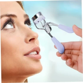 Eyelash Curler with Comb